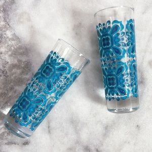 Tundra Glass Water Bottle Lid 17oz & 2 Aqua Blue Abstract Tall Shot Bar‎ Glasses
